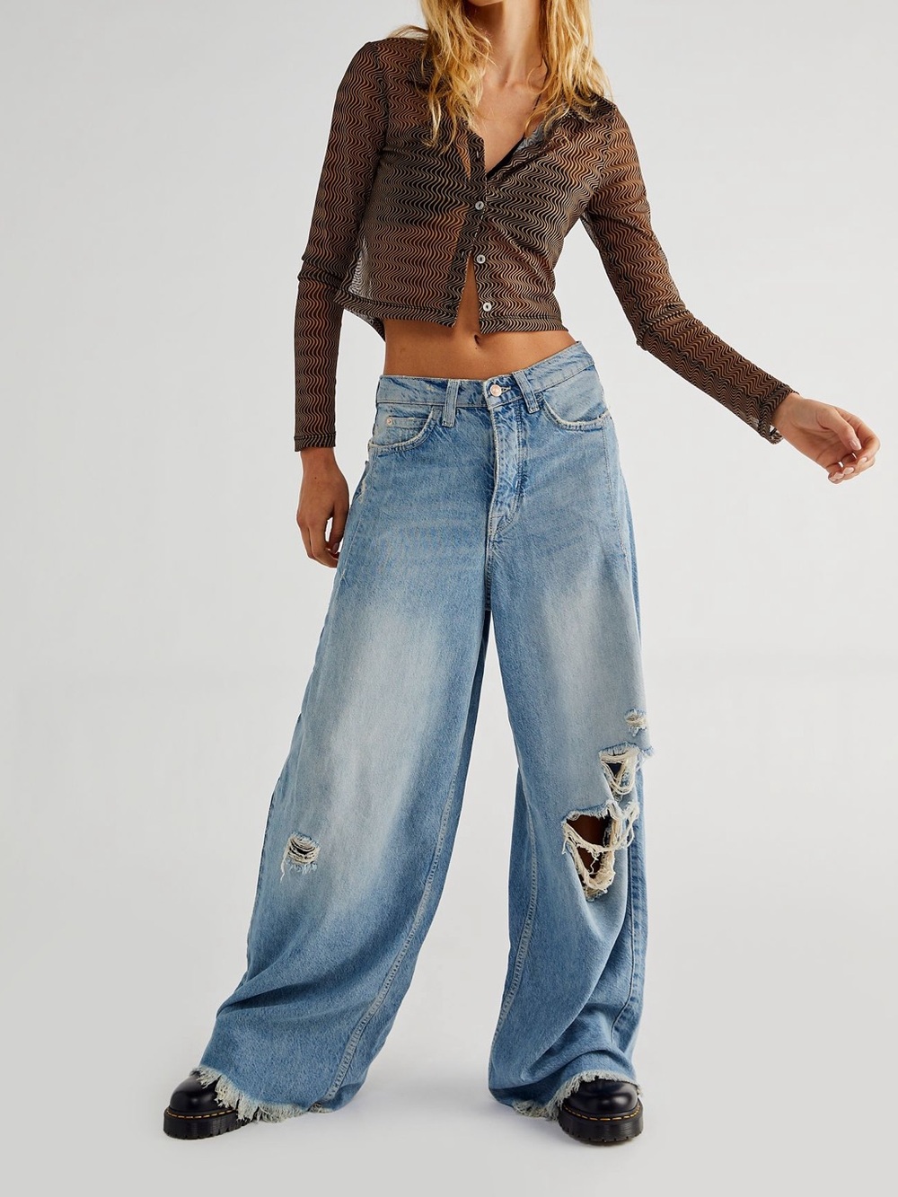 We The Free People Old West Slouchy Wide Leg Jeans Clearwater - Size 26